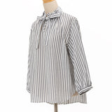 サッカーストライプボウタイブラウス