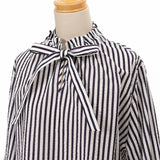 サッカーストライプボウタイブラウス