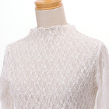 ストレッチレースボトルネックプルオーバー