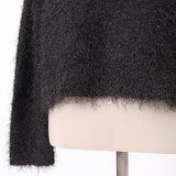 Vネックシャギーニット