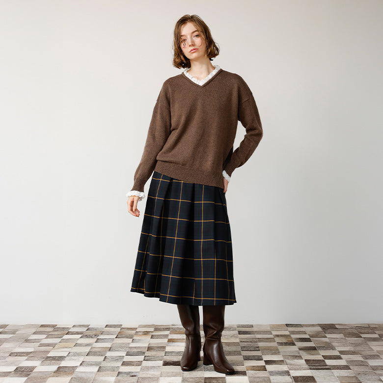 オリジナルタムレース付Vニット