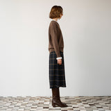 オリジナルタムレース付Vニット