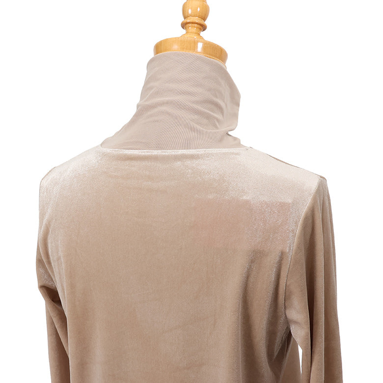 カットベロアタートルネック