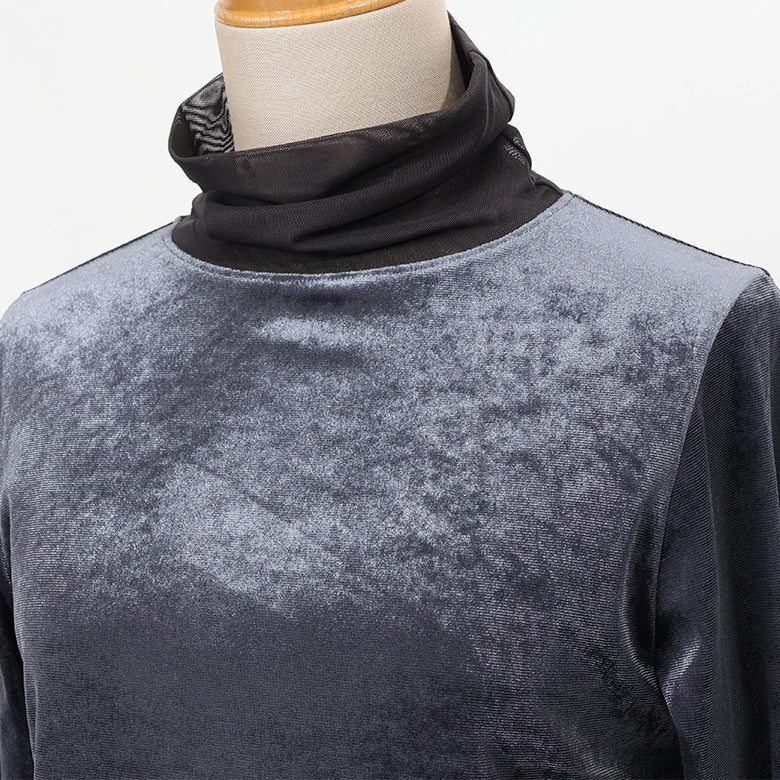 カットベロアタートルネック