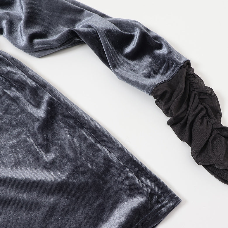 カットベロアタートルネック