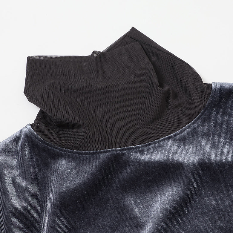 カットベロアタートルネック