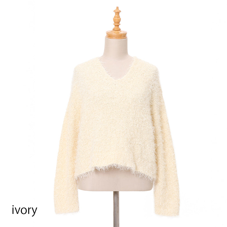 Vネックシャギーニット