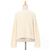 Vネックシャギーニット